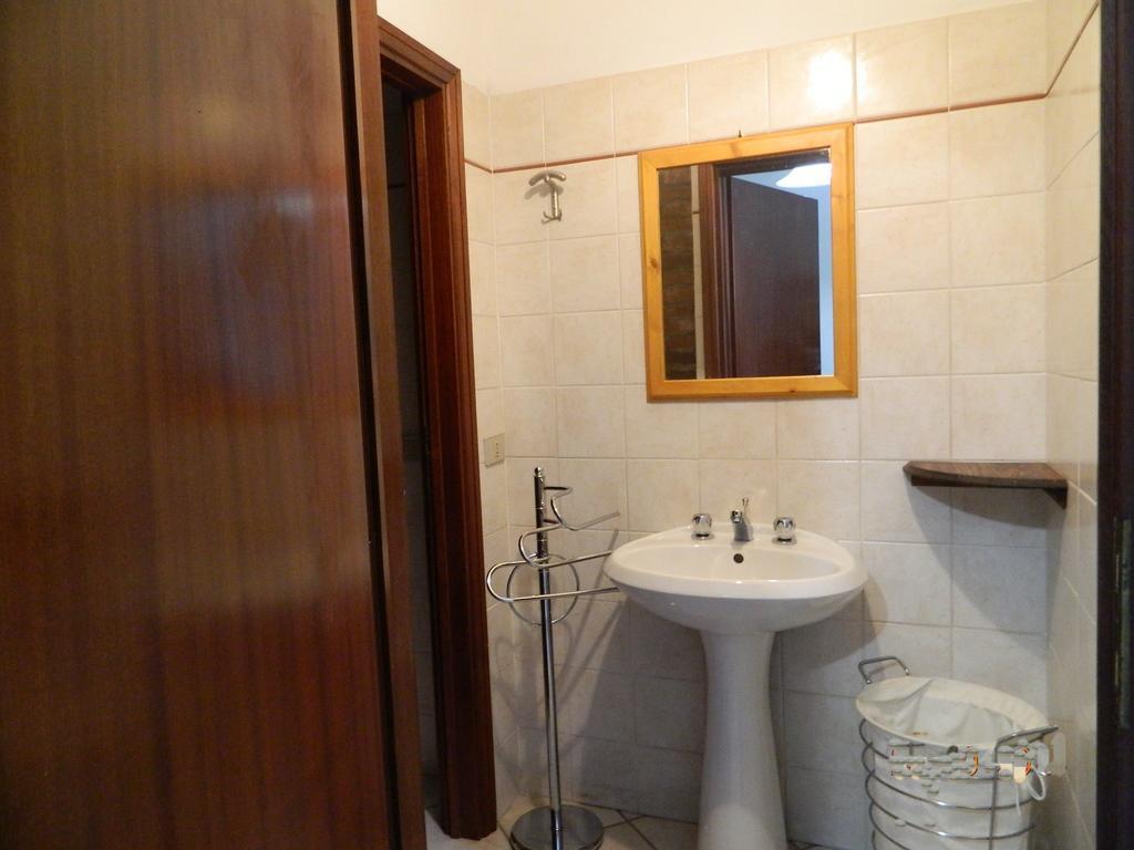 Podere Santo Signoretto San Vincenzo Szoba fotó